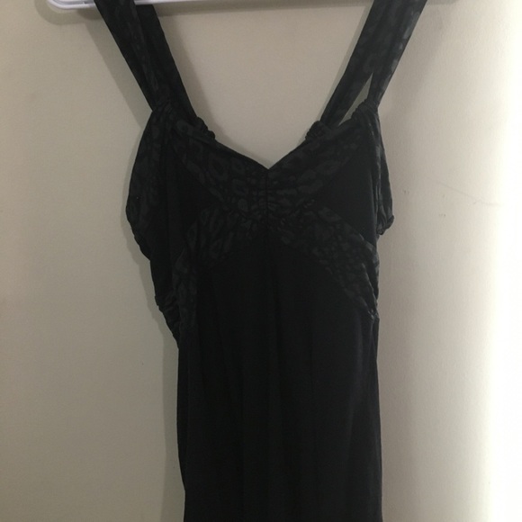 Elegant Black Women's Sleepwear - Picture 3 of 3